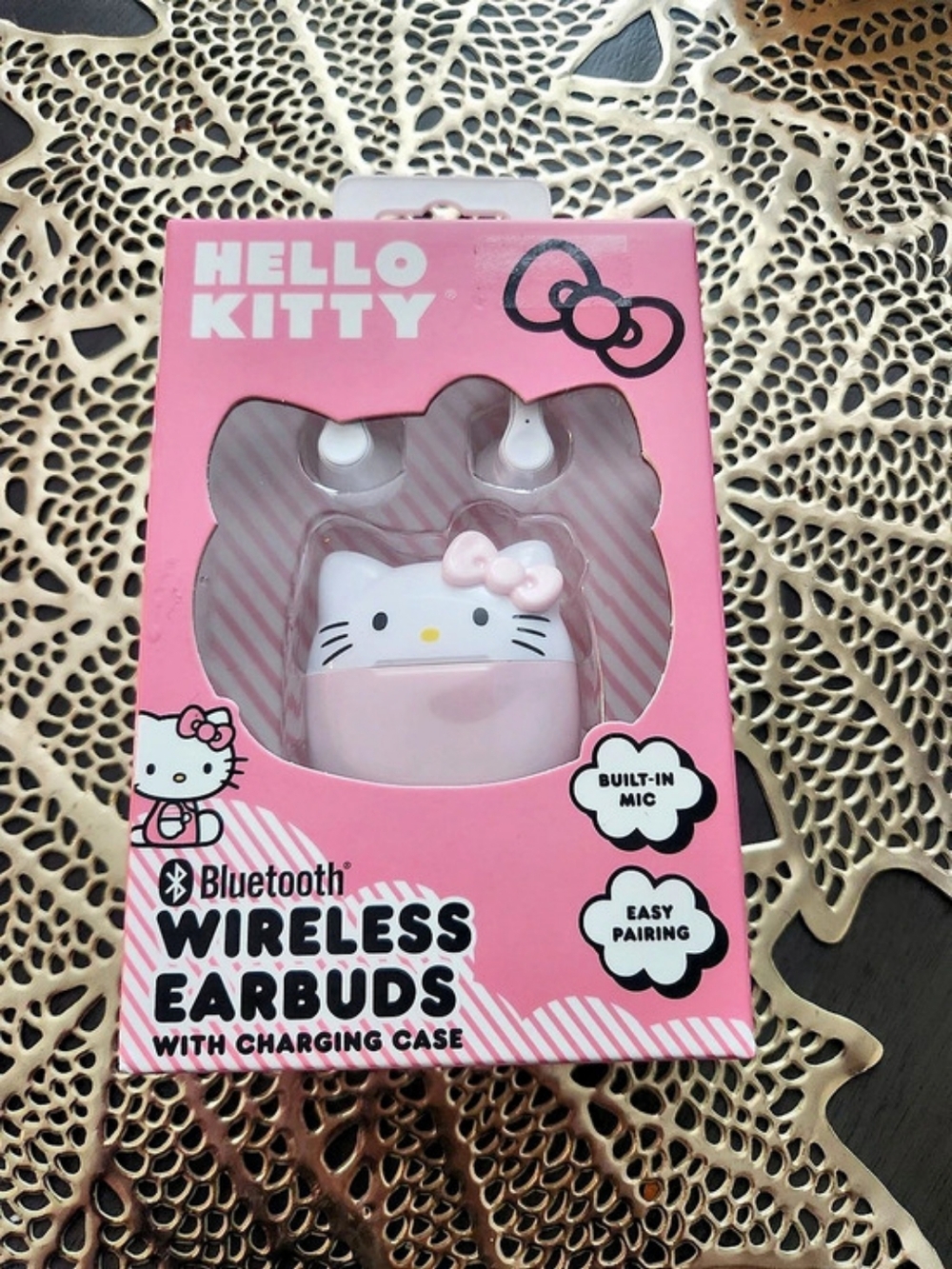 Hello Kitty Bluetooth Wireless Earbuds with Charging Case Pink & White